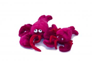 ps-plush-red-lobsters-dog-toy-1